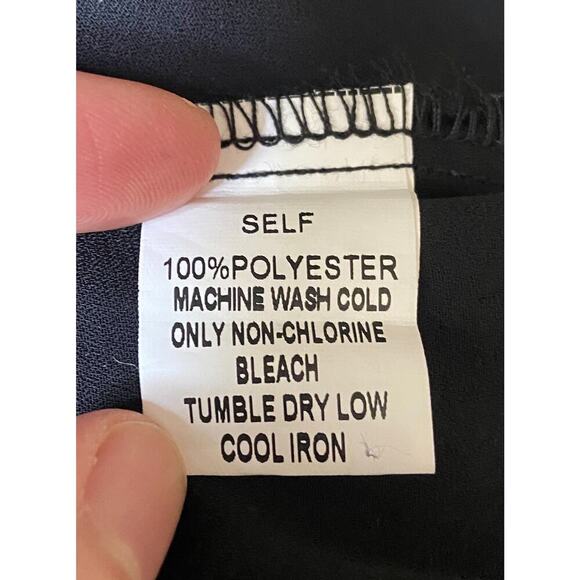 Papermoon Sheer Black Flowing Sleeveless Blouse With Keyhole Neckline, Small - Picture 7 of 7